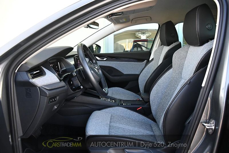 Škoda Octavia 2.0TDi Top Selection DSG ACC  - fotka 10 z 55