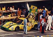 Jacques Laffite a Guy Ligier při 24 hodin Le Mans 1973 s vozem Lgier JS 2.