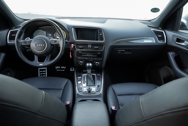 Audi SQ5 3.0 TDi 230kW  QUATTRO - fotka 15 z 41