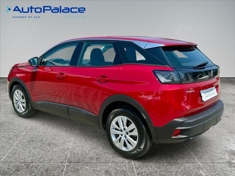 Peugeot 3008 1,2 PureTech AT AlluRe 1.MAJIT - fotka 6 z 9