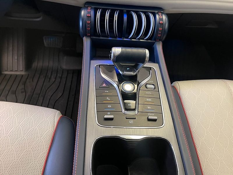 BYD ATTO 3 60.4kWh Pano 360 Kůže - fotka 10 z 15