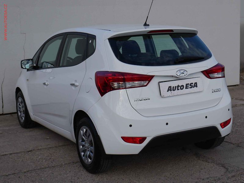 Hyundai ix20 (2019) 1.6 CVVT, ČR, servis.kniha - fotka 4 z 14