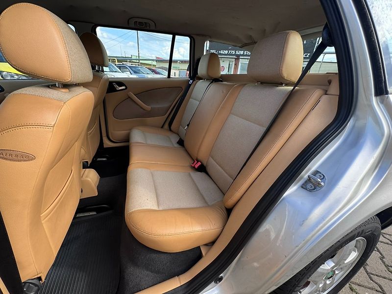 Škoda Octavia (2004) 1,9 TDI 81 KW ELEGANCE TAŽNÉ - fotka 29 z 42