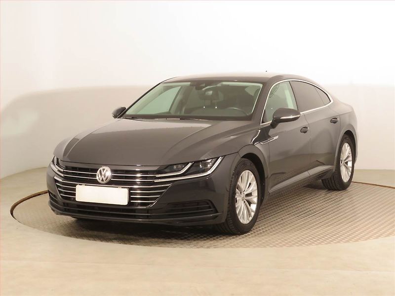 Volkswagen Arteon (2019) 2.0 TDI, Serv.kniha, Bi-Xenony - fotka 2 z 15