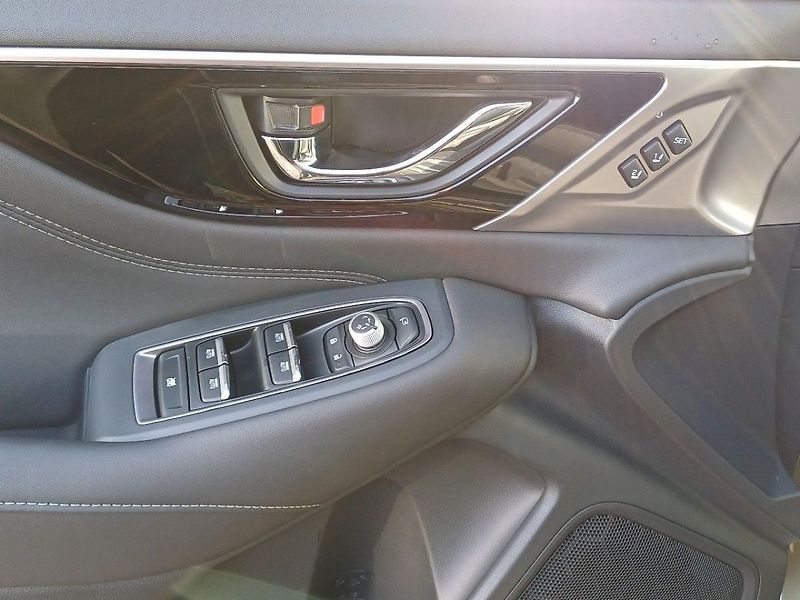 Subaru Outback Touring ES Lineartronic 2,5i 1 - fotka 12 z 23