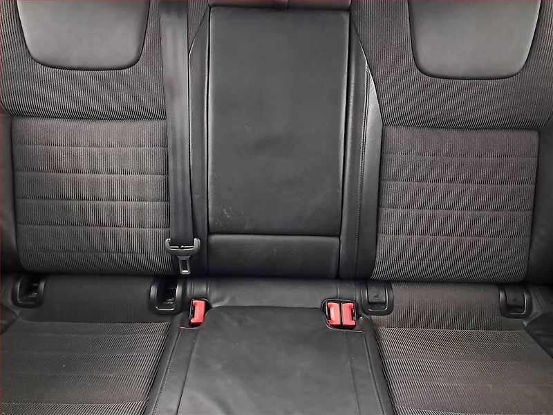 Škoda Octavia (2013) 1.8 TSI, Automat, Navi, Xenony - fotka 10 z 19