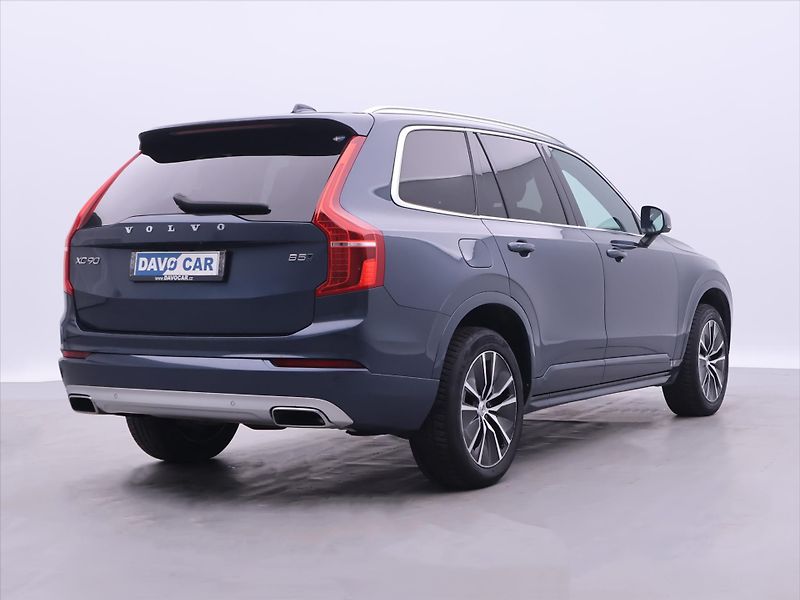 Volvo XC90 2,0 D5 173 kW AWD Momentum DPH - fotka 7 z 39