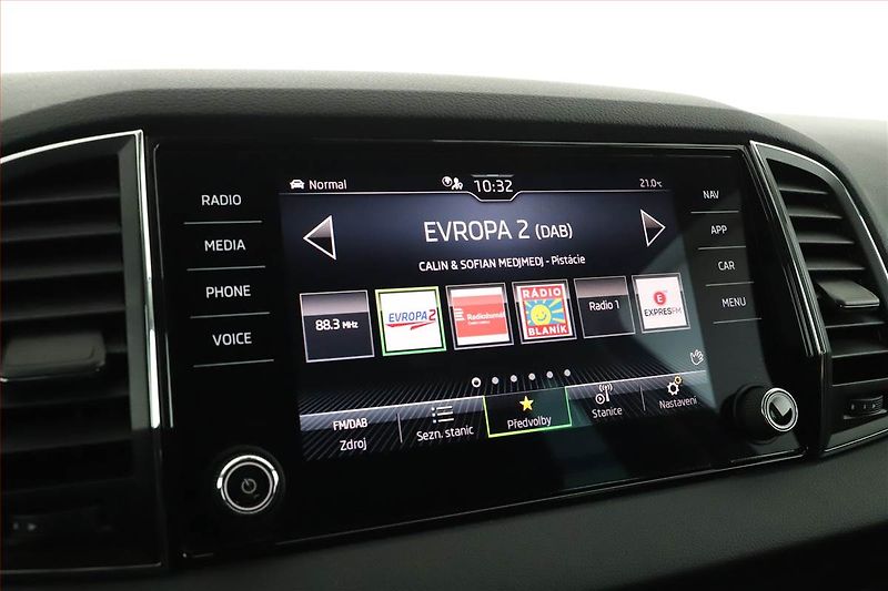 Škoda Karoq (2022) 1.5 TSI - fotka 9 z 16