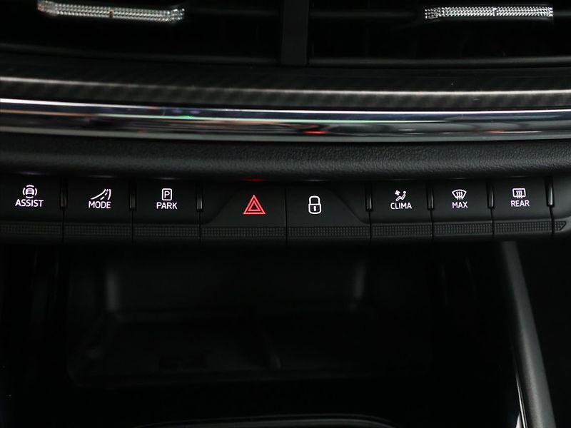Škoda Enyaq RS  82kWh 4x4 CZ SOH 95% - fotka 32 z 43