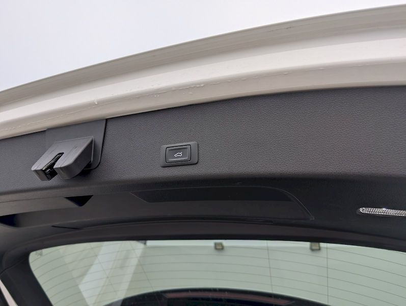 Audi e-tron (2021) S-Line 55 Quattro - fotka 25 z 30