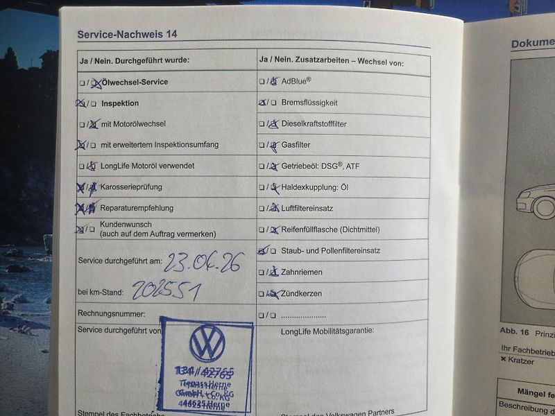 Volkswagen Passat 1,4 TSI 90 KW AUTOKLIMA VÝHŘEV - fotka 41 z 42