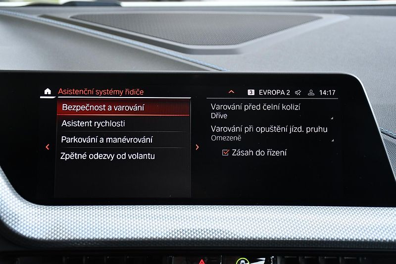 BMW Řada 2 218d M-SPORT 1M ČR - fotka 33 z 40