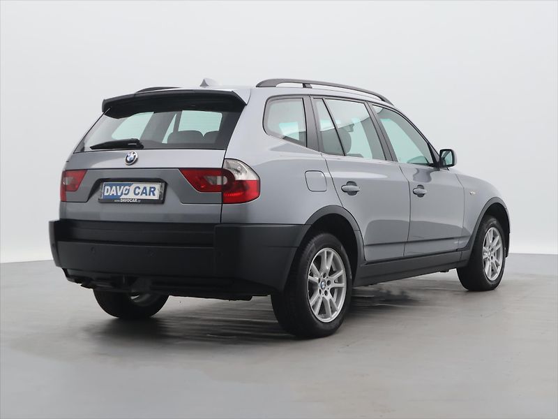 BMW X3 3,0 d 150kW Aut. 4x4 Xenon - fotka 7 z 32