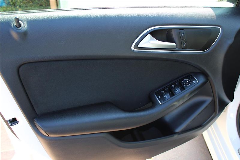 Mercedes-Benz Třídy B 180d  NAVI,serviska,MANUAL - fotka 19 z 31