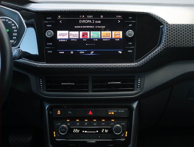 Volkswagen T-Cross (2020) Style 1.0 TSI - fotka 12 z 21