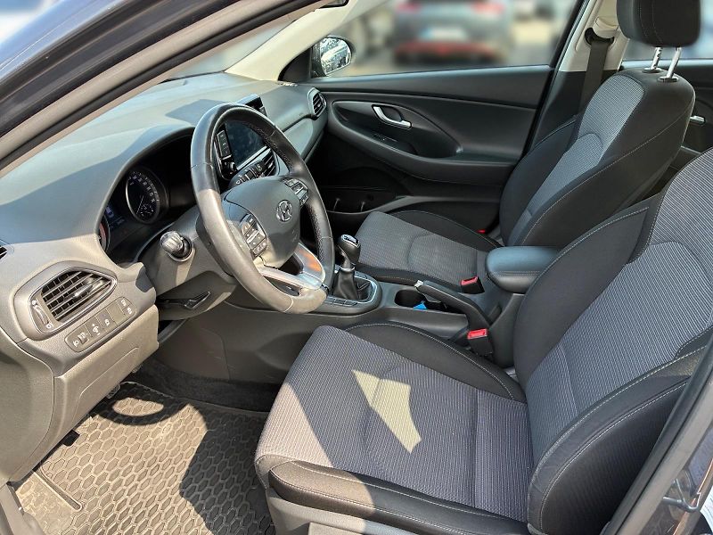 Hyundai i30 (2022) FAMILY COMFORT 1.0TGDI 88kW CZ - fotka 7 z 11
