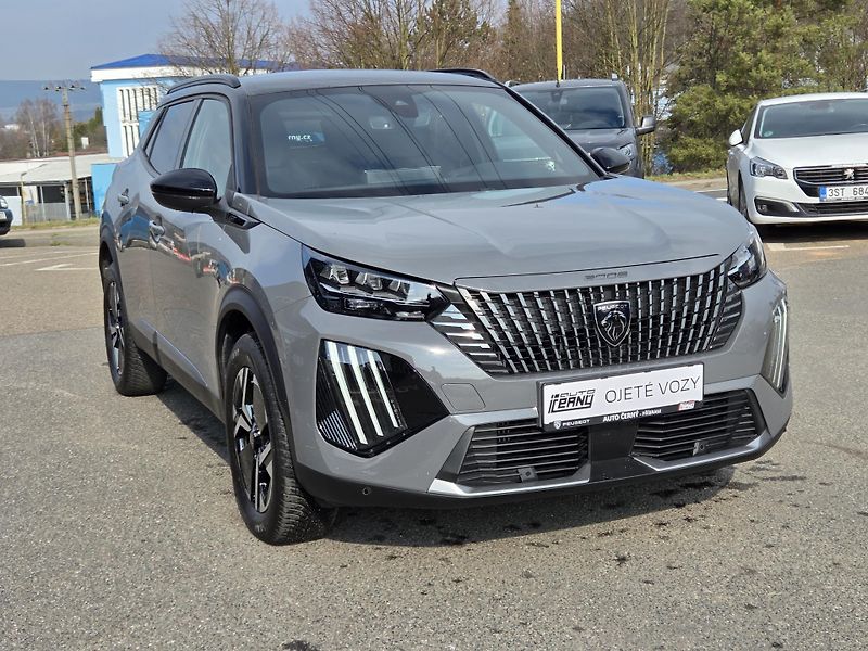 Peugeot 2008 (2024) 1.2 PT 130 GT EAT8 - fotka 7 z 30