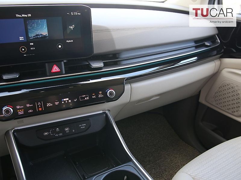 Kia Carnival (2024) 1.6 HEV Automat 6+3 Místa  - fotka 25 z 40