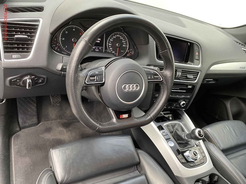 Audi Q5 (2016) 2.0TDi quattro, S-line, TZ - fotka 12 z 18