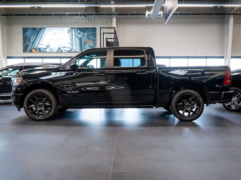 Dodge RAM (2025) 5.7 Laramie V8 LPG Prins - fotka 2 z 40