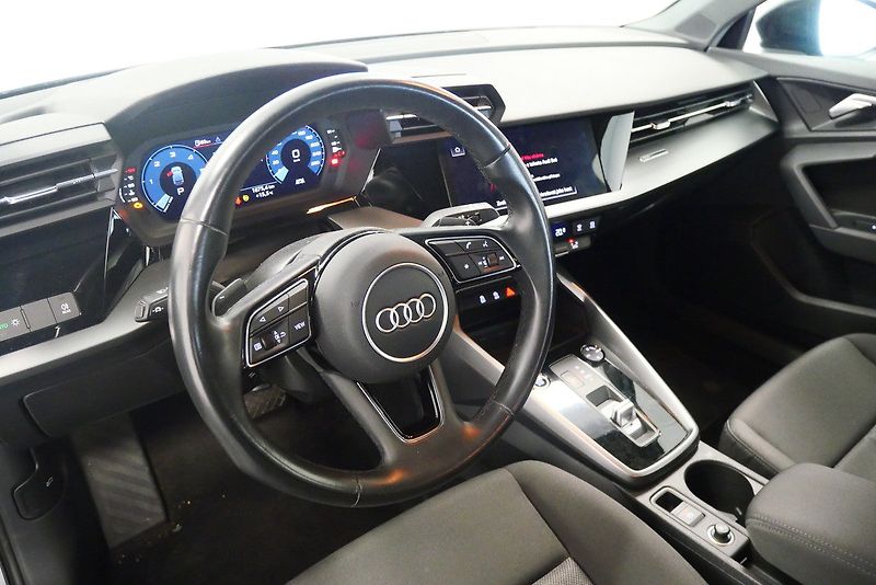 Audi A3 - fotka 14 z 24