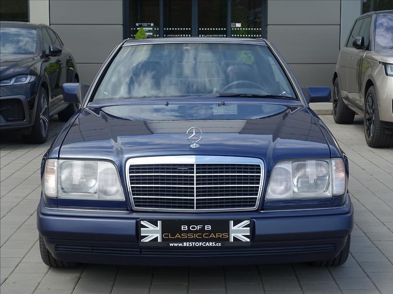 Mercedes-Benz 124 2,0 200 Sportline coupé,AC,TOP - fotka 4 z 28