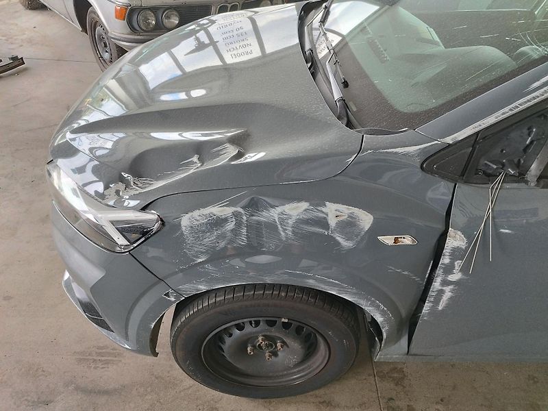 Dacia Sandero (2023) 1,0i,67KW,LPG,KLIMA,naj.15tkm - fotka 20 z 26