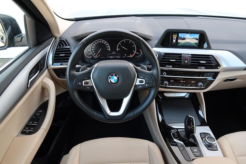 BMW X4 xDrive20d - fotka 7 z 17