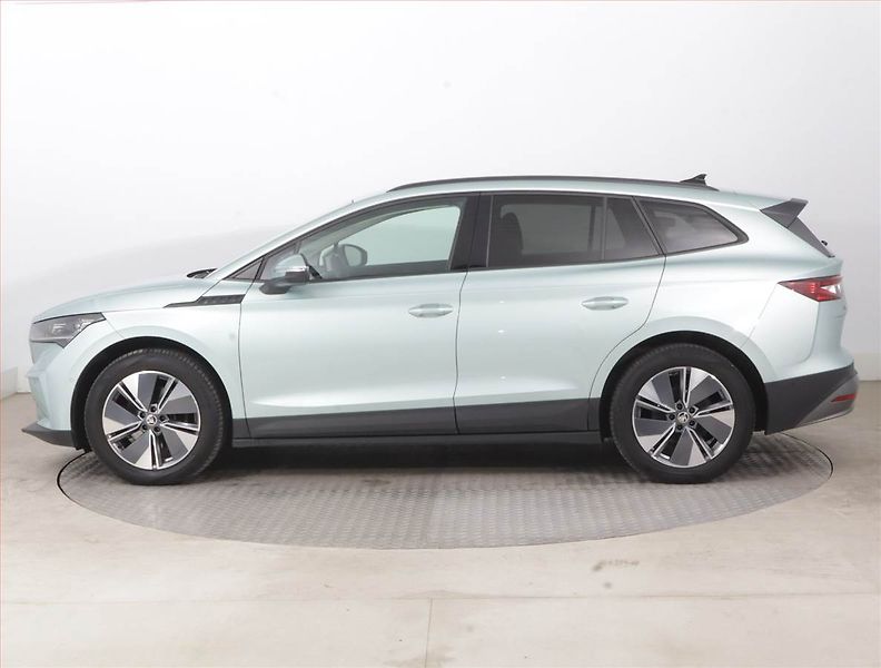 Škoda Enyaq (2022) iV 60 (62 kWh), SoH 92% - fotka 3 z 18