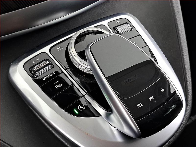 Mercedes-Benz Třídy V (2017) 220 d, 1Maj - fotka 18 z 24