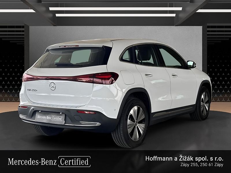 Mercedes-Benz EQA 250+ - fotka 8 z 20