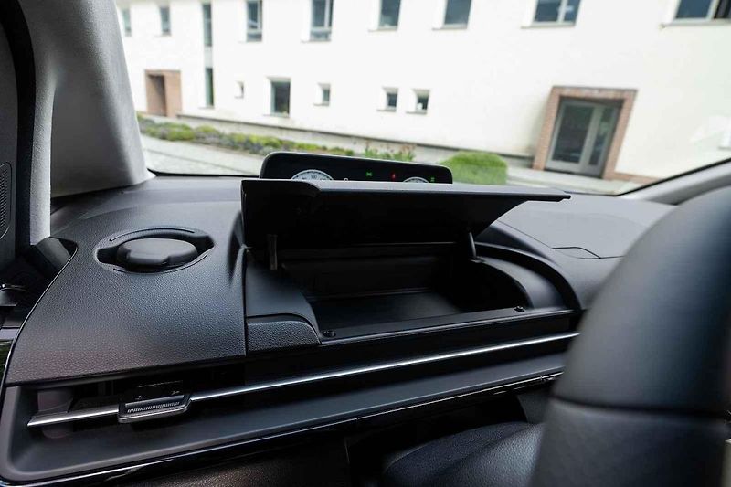 Auto jsem zatím mohl vyzkoušet pouze na hodinu