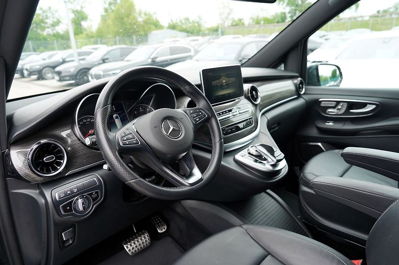 Mercedes-Benz Třídy V V300dL 4Matic/AMG/Burm/ČR/7mís - fotka 21 z 44