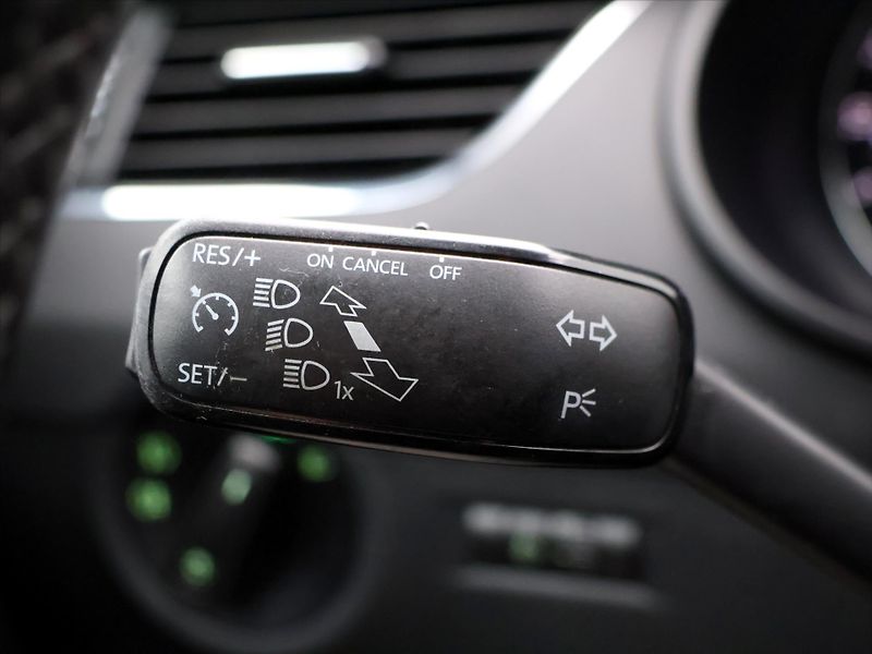 Škoda Octavia 2,0 TDI 110kW Elegance CZ - fotka 17 z 33