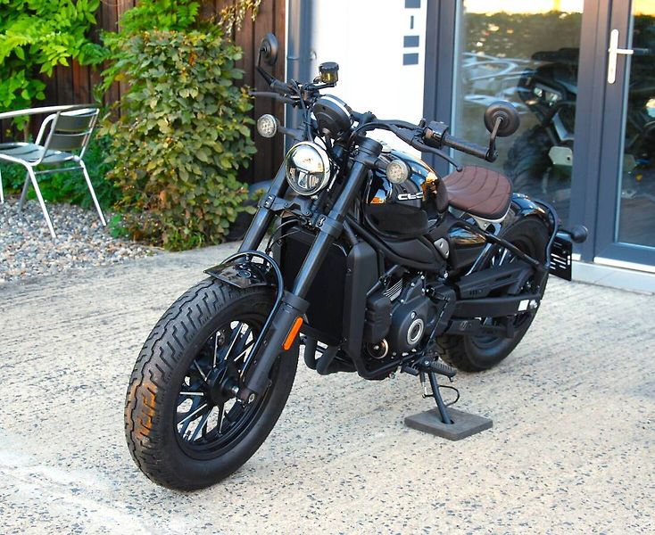 CFMOTO (2026) 450CL-C Bobber BLACK - fotka 8 z 25