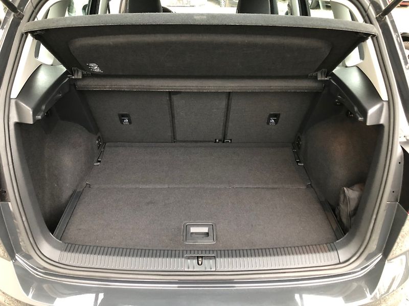 Volkswagen Golf Sportsvan (2014) 1.2 TSI  DSG 81kw - fotka 12 z 26