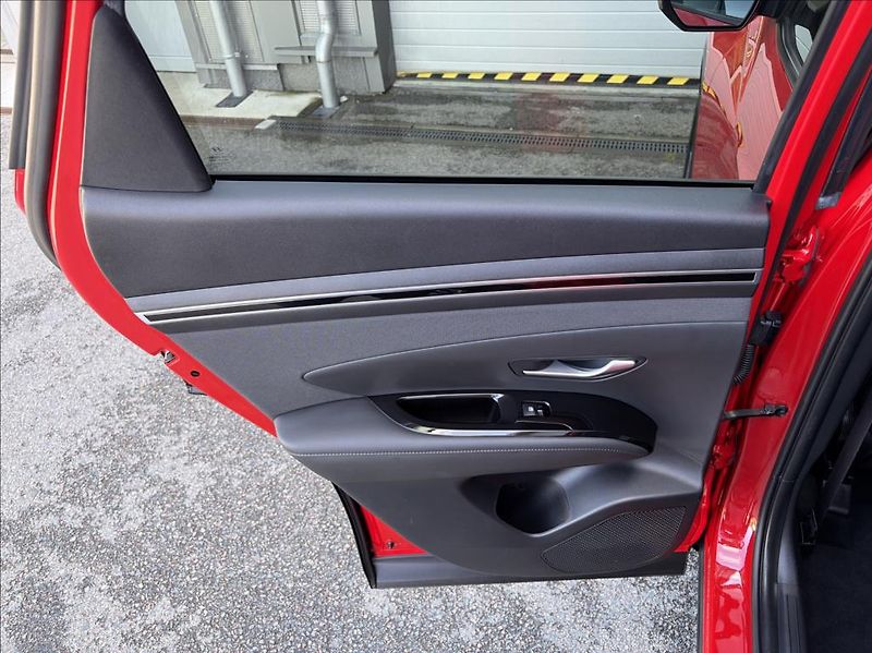 Hyundai Tucson 1,6 T-GDI  Smart Navi - fotka 9 z 25