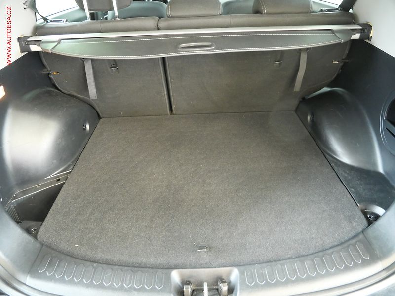 Kia Sportage (2012) 1.7CRDi, AC, tempo - fotka 7 z 20