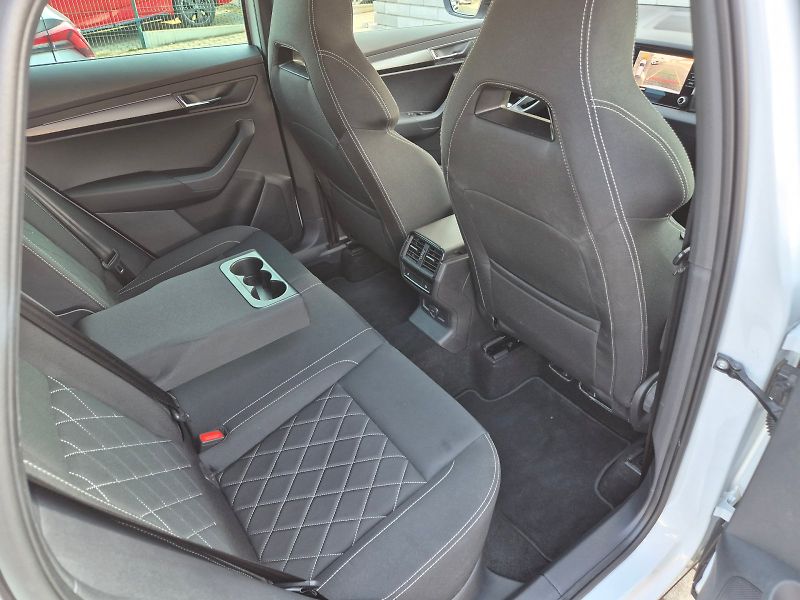 Škoda Karoq (2025) Sportline 1.5TSi 110kW 6°manuá - fotka 16 z 30