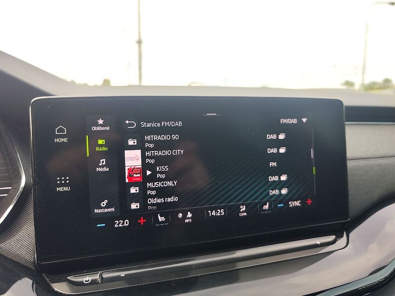Škoda Octavia 1.5 TSI/110kW e-TEC Style DSG - fotka 18 z 37