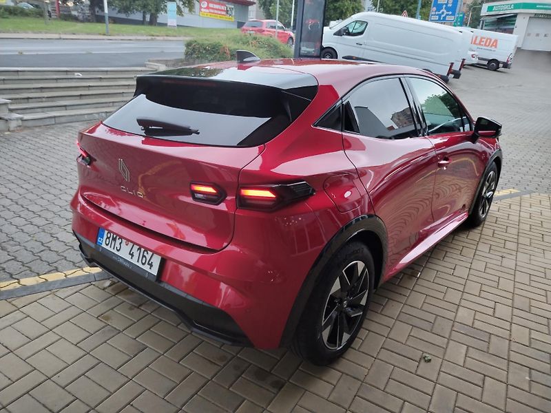 Renault Clio (2026) Techno TCe 115 - fotka 4 z 22