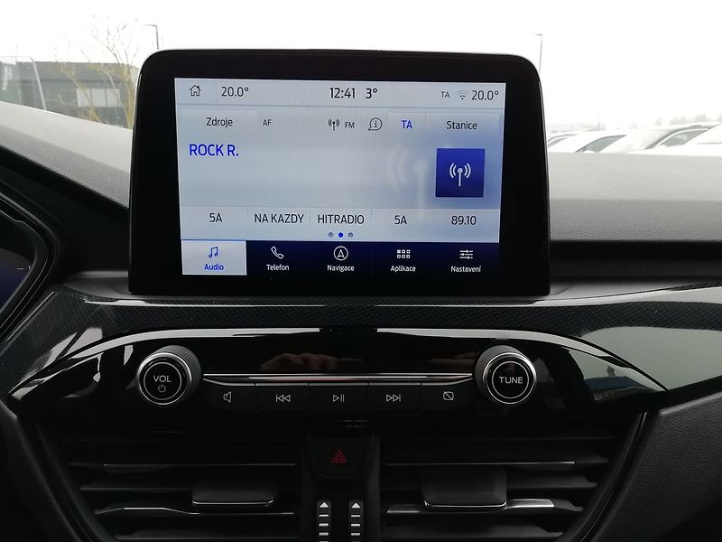 Ford Kuga 1,5 EcoBoost ST-Line 110 kW - fotka 12 z 19