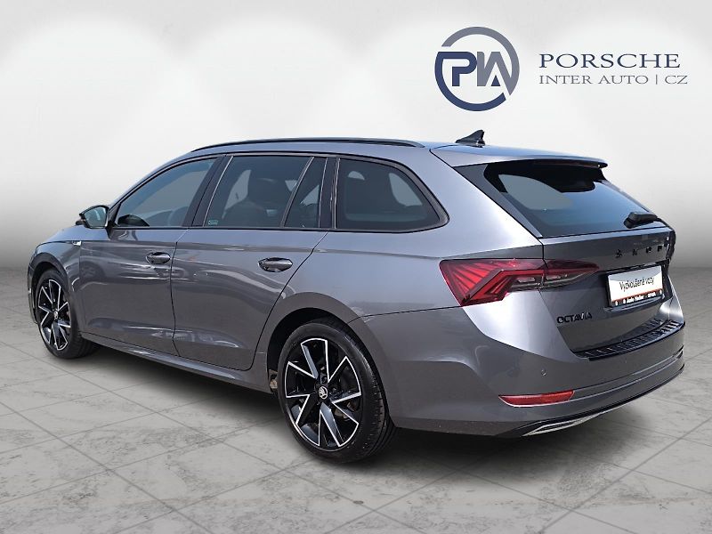 Škoda Octavia 2.0 TDi Sportline DSG - fotka 9 z 24