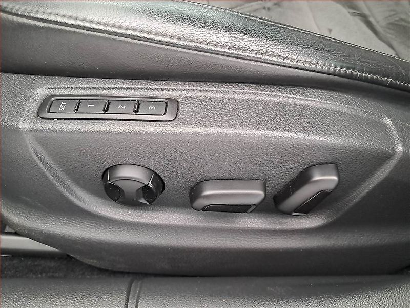 Škoda Octavia (2015) Scout 2.0 TDI, 4X4, Automat - fotka 19 z 20