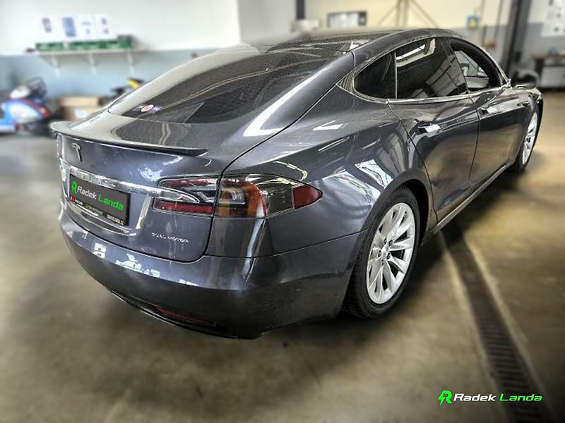 Tesla Model S (2019) 75D Raven HW3 Enhanced - fotka 4 z 23