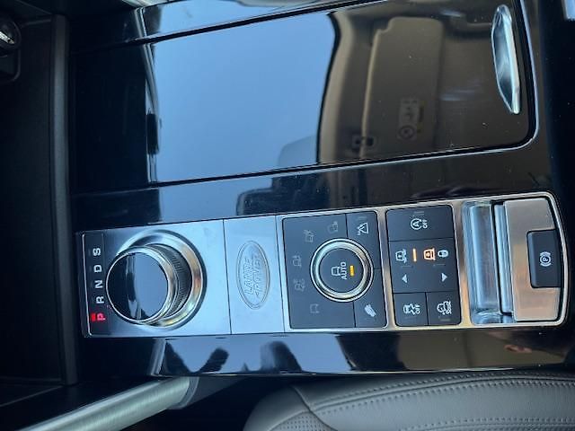 Land Rover Discovery (2019) 3,0 TDV6 HSE 2. majitel - fotka 22 z 30