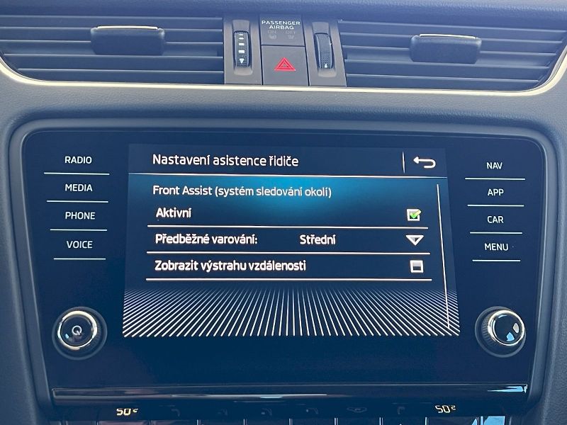 Škoda Octavia (2018) 1.5 TSI 110kW DSG Style Plus c - fotka 15 z 31
