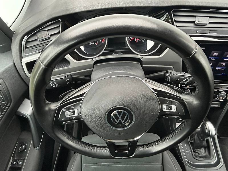 Volkswagen Touran (2022) 1.5 TSI 110kW DSG tažné - fotka 12 z 33
