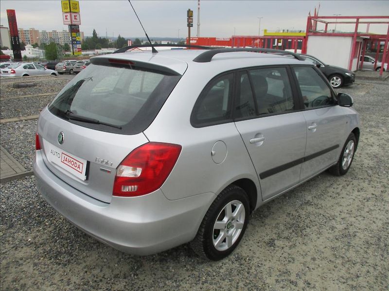 Škoda Fabia 1,2 i, klima, serv. kniha, - fotka 5 z 42