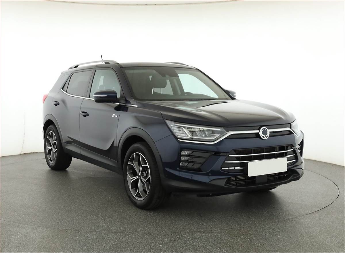 SsangYong Korando Premium 1.5 T-GDI, ČR,1.maj